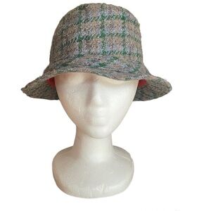 𝅺VINTAGE 1960s plaid wool bucket style hat